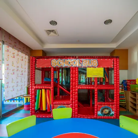 Calimera Hane Garden Side