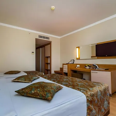 Calimera Hane Garden 5*