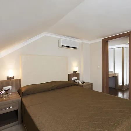 Calimera Hane Garden