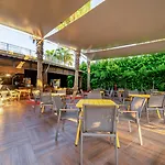 Calimera Hane Garden