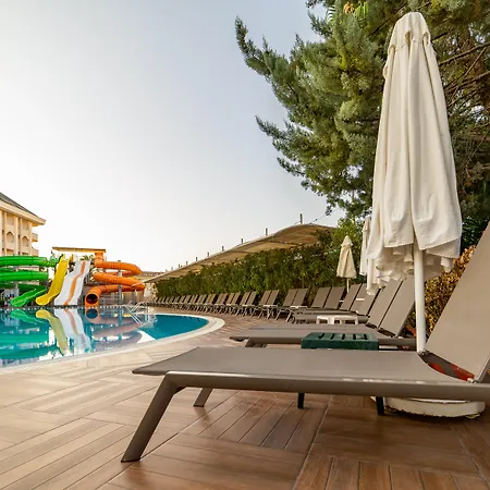 Calimera Hane Garden فندق