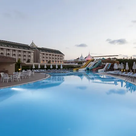 Calimera Hane Garden 5* シダ