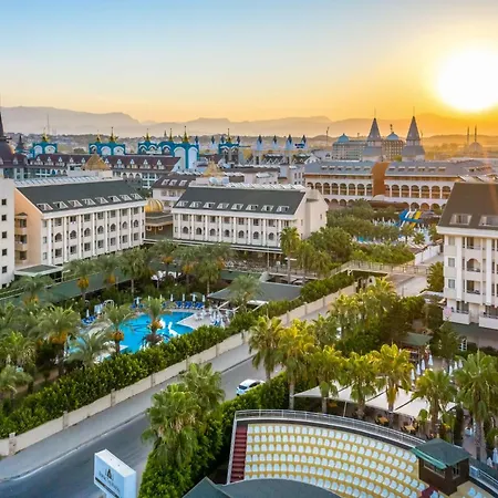 Calimera Hane Garden 5* Sidé